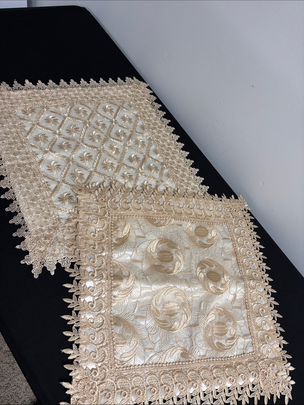 Lace-Trim Cream Pillow Covers with/zipper for Inserts Set of 2